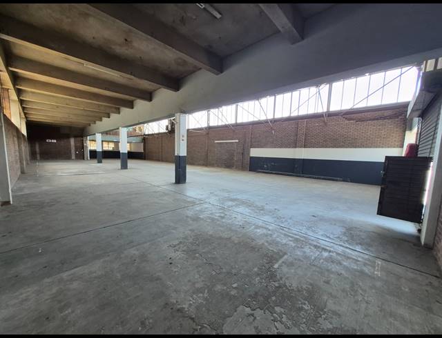 840M² WAREHOUSE TO LET IN BENROSE
